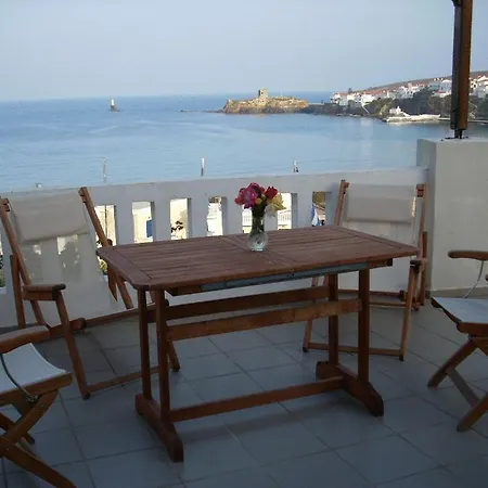 Vassiliki Apartment *